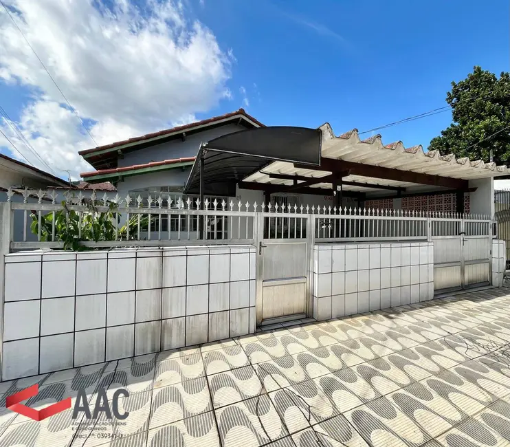 Foto 1 de Apartamento com 3 quartos para alugar, 160m2 em Vila São Jorge, Sao Vicente - SP