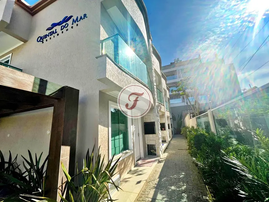 Foto 5 de Sobrado com 2 quartos para alugar em Bombinhas - SC