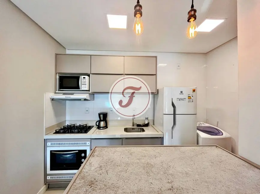 Foto 5 de Apartamento com 2 quartos para alugar em Bombinhas - SC