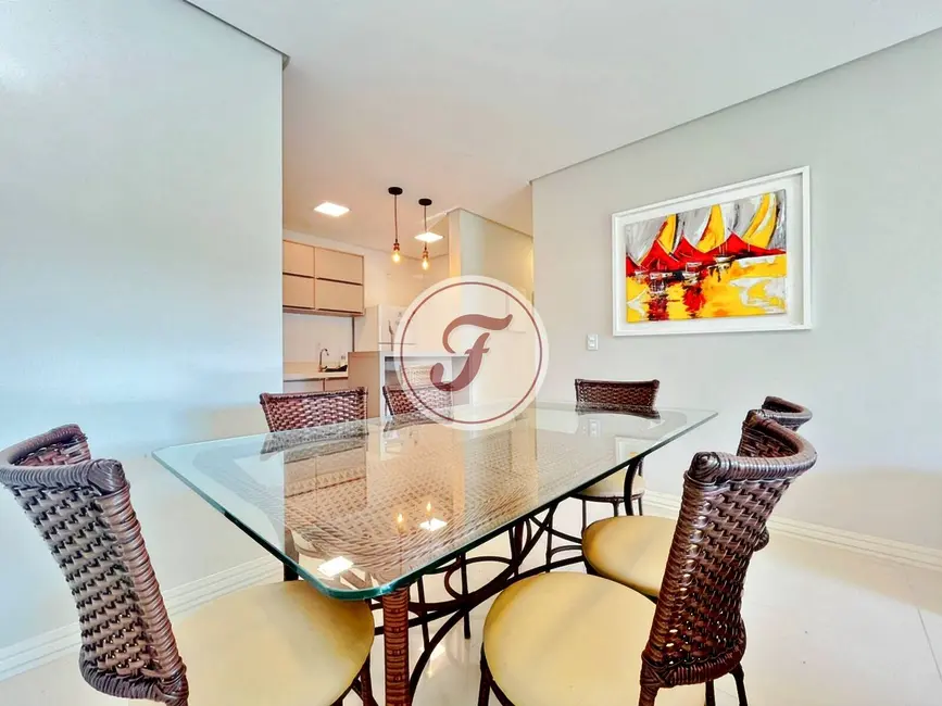 Foto 8 de Apartamento com 2 quartos para alugar em Bombinhas - SC