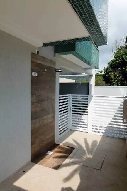 Apartamento com 2 quartos para alugar em Bombinhas - SC - imagem 4 Foto 4 de Apartamento com 2 quartos para alugar em Bombinhas - SC