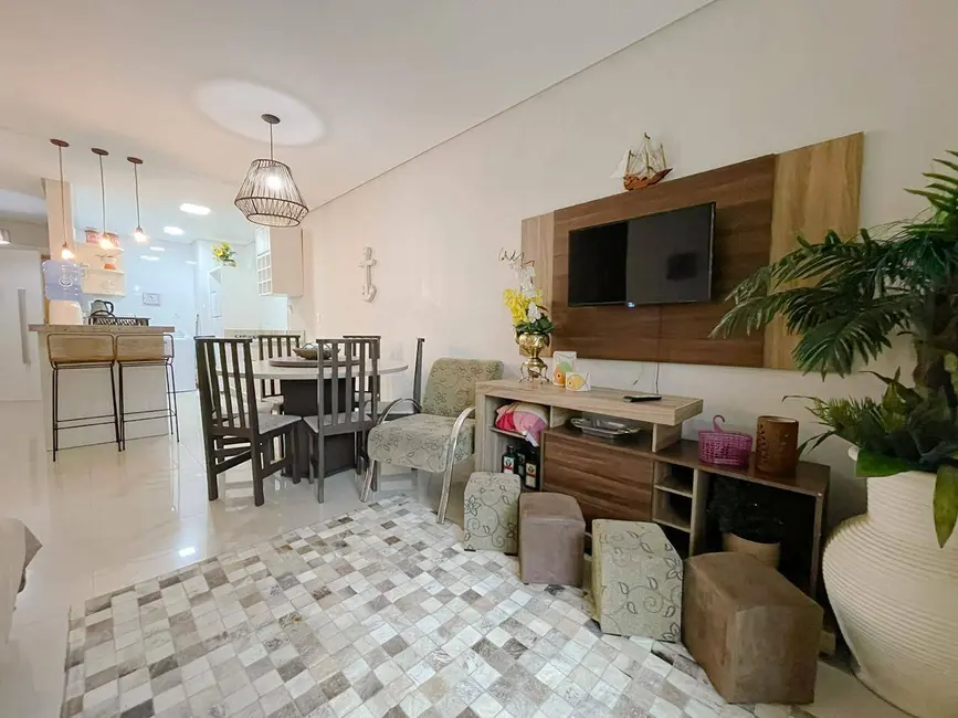 Apartamento com 2 quartos para alugar em Bombinhas - SC - imagem 7 Foto 7 de Apartamento com 2 quartos para alugar em Bombinhas - SC