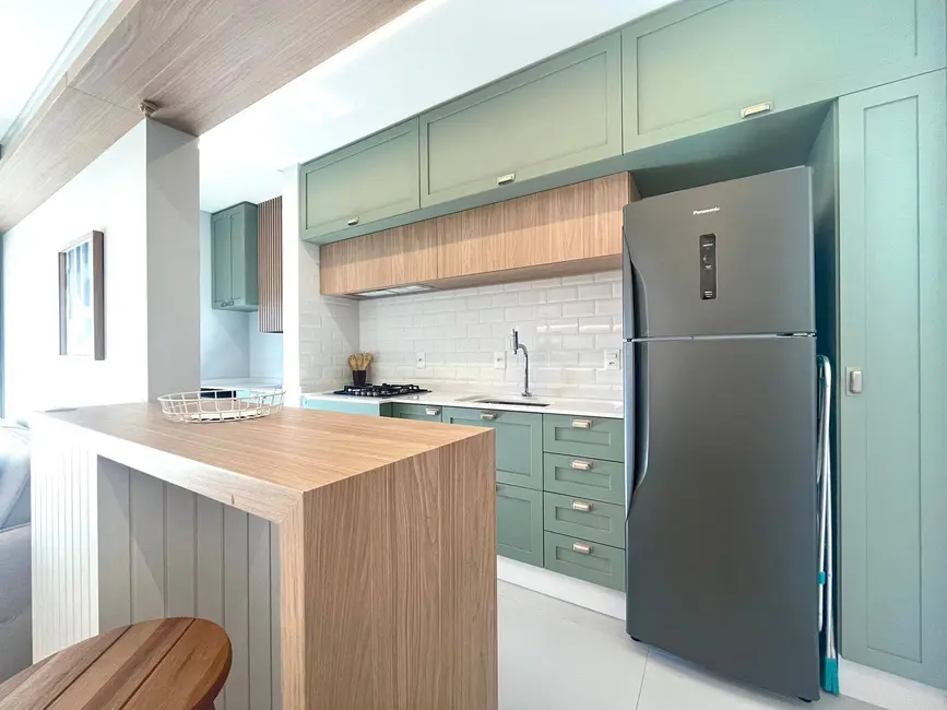 Foto 9 de Apartamento com 2 quartos à venda, 84m2 em Bombinhas - SC