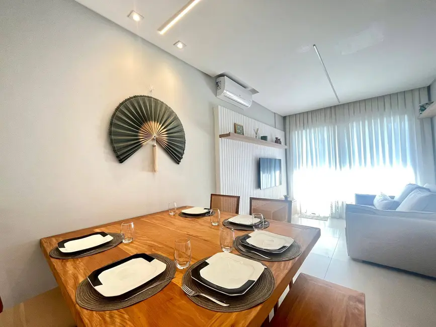 Foto 7 de Apartamento com 2 quartos à venda, 84m2 em Bombinhas - SC