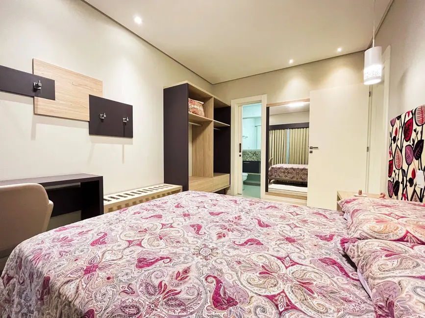 Foto 9 de Cobertura com 3 quartos à venda, 175m2 em Bombinhas - SC