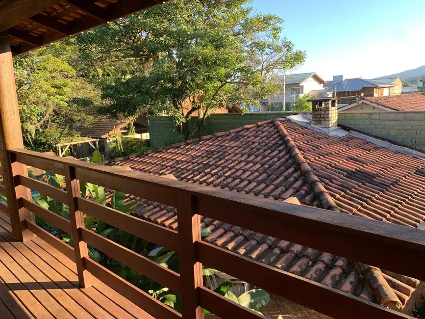 Pousada com 1 quarto à venda, 2208m2 em Bombinhas - SC - imagem 9 Foto 9 de Pousada com 1 quarto à venda, 2208m2 em Bombinhas - SC