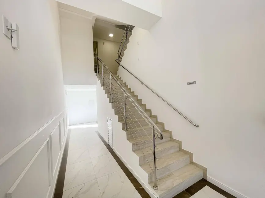 Foto 5 de Cobertura com 3 quartos à venda, 98m2 em Bombinhas - SC