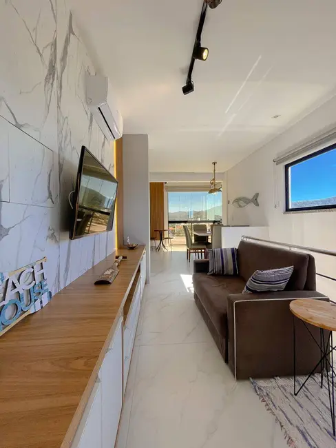 Foto 8 de Cobertura com 3 quartos à venda, 98m2 em Bombinhas - SC