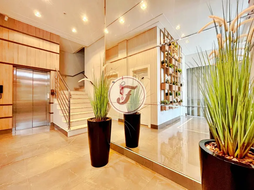 Apartamento com 2 quartos à venda e para alugar, 75m2 em Bombinhas - SC - imagem 5 Foto 5 de Apartamento com 2 quartos à venda e para alugar, 75m2 em Bombinhas - SC