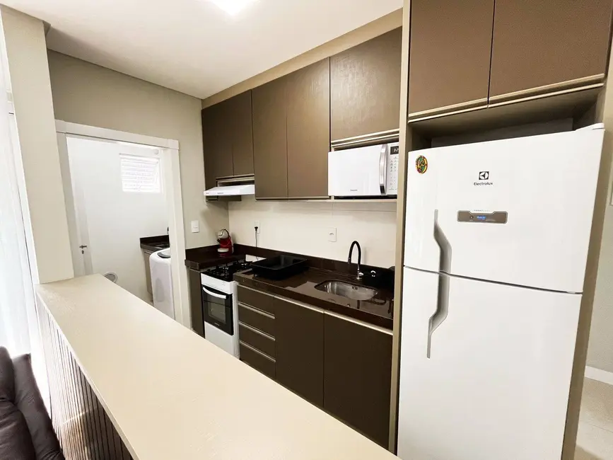 Foto 5 de Apartamento com 2 quartos à venda, 78m2 em Bombinhas - SC