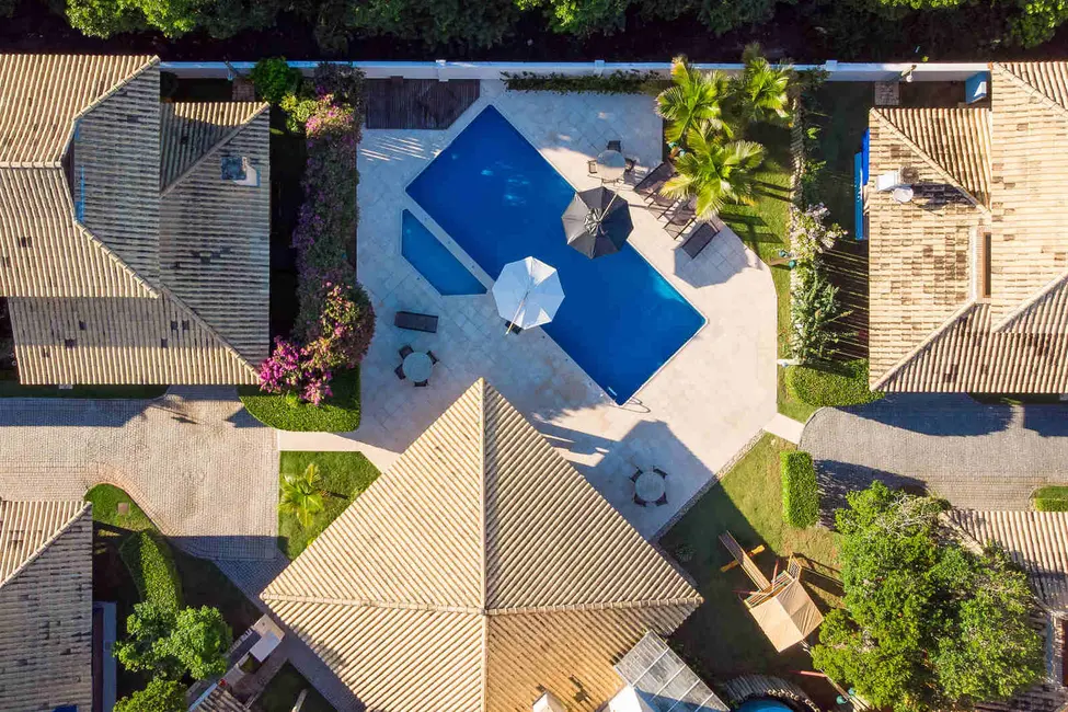 Casa com 3 quartos à venda, 150m2 em Bombinhas - SC - imagem 4 Foto 4 de Casa com 3 quartos à venda, 150m2 em Bombinhas - SC