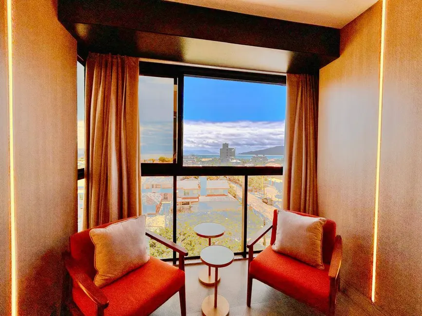 Foto 9 de Cobertura com 3 quartos à venda e para alugar em Bombinhas - SC