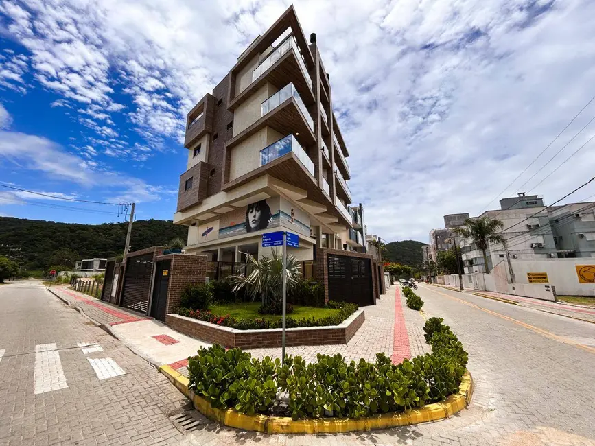 Apartamento com 2 quartos à venda em Bombinhas - SC - imagem 3 Foto 3 de Apartamento com 2 quartos à venda em Bombinhas - SC