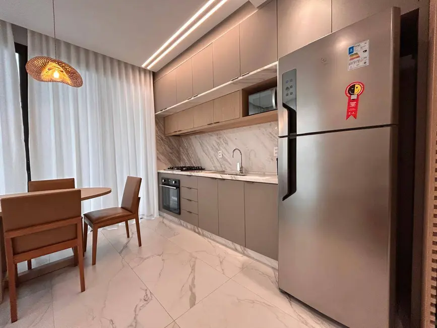 Foto 8 de Cobertura com 2 quartos à venda em Bombinhas - SC