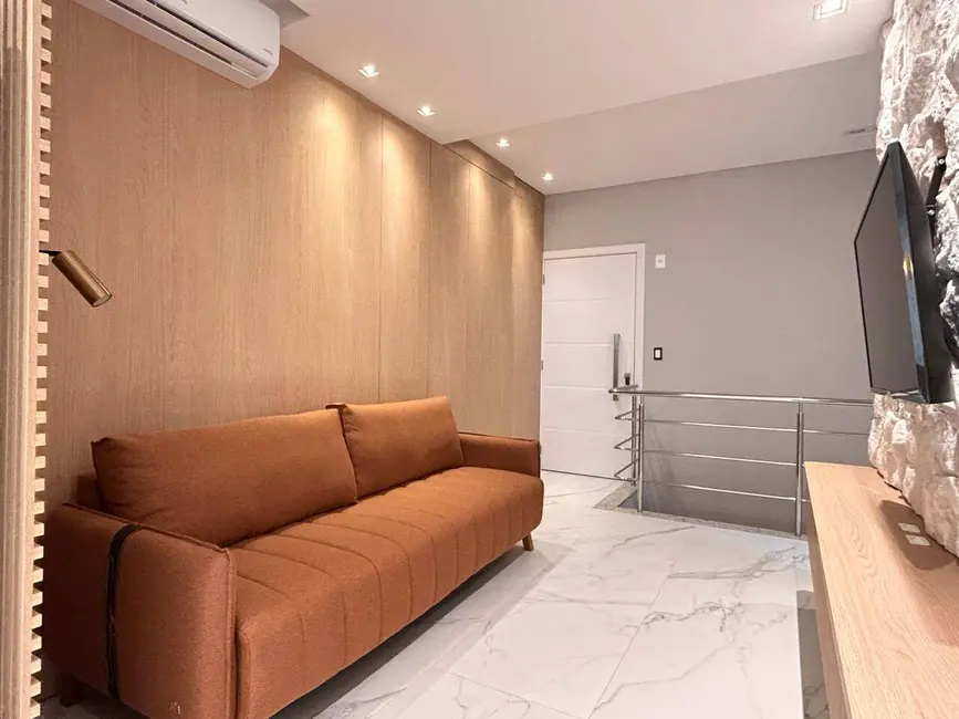 Foto 7 de Cobertura com 2 quartos à venda em Bombinhas - SC