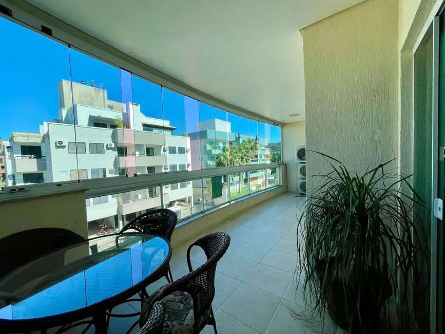 Foto 5 de Cobertura com 3 quartos à venda e para alugar em Bombinhas - SC