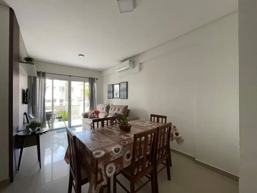 Foto 8 de Apartamento com 2 quartos à venda e para alugar em Bombinhas - SC