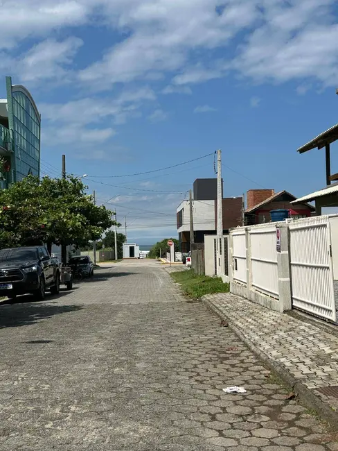 Foto 2 de Casa à venda e para alugar em Bombinhas - SC