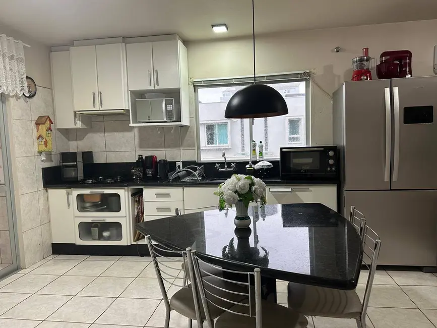 Foto 4 de Casa à venda e para alugar em Bombinhas - SC