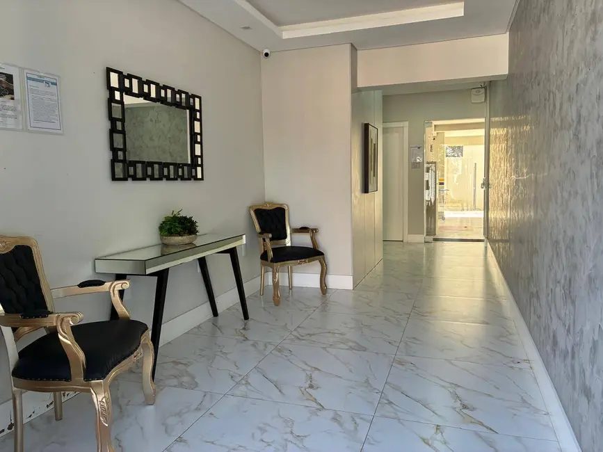 Apartamento com 2 quartos à venda e para alugar em Bombinhas - SC - imagem 5 Foto 5 de Apartamento com 2 quartos à venda e para alugar em Bombinhas - SC