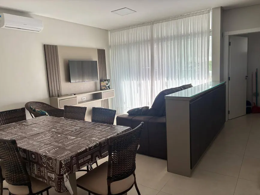 Apartamento com 2 quartos à venda e para alugar em Bombinhas - SC - imagem 7 Foto 7 de Apartamento com 2 quartos à venda e para alugar em Bombinhas - SC