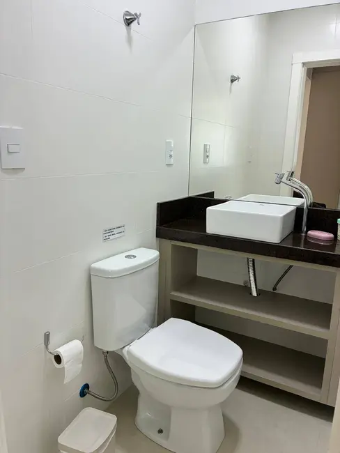 Apartamento com 2 quartos à venda e para alugar em Bombinhas - SC - imagem 9 Foto 9 de Apartamento com 2 quartos à venda e para alugar em Bombinhas - SC