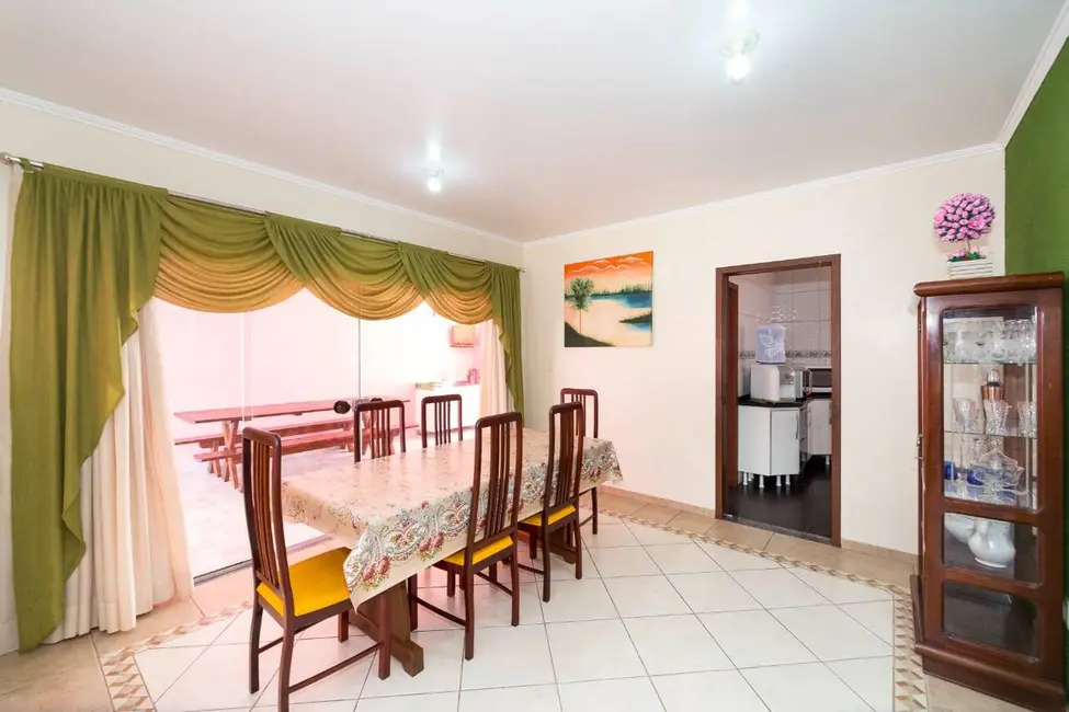 Foto 8 de Casa com 5 quartos à venda e para alugar em Bombinhas - SC