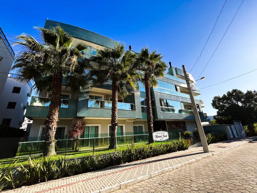 Foto 2 de Cobertura com 3 quartos à venda, 190m2 em Bombinhas - SC