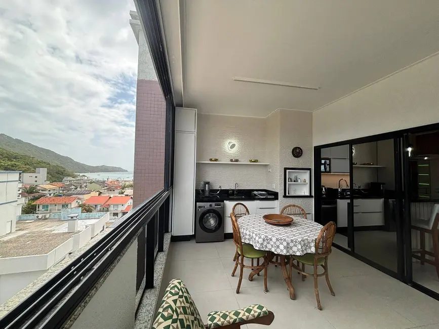 Foto 4 de Cobertura com 3 quartos à venda e para alugar em Bombinhas - SC