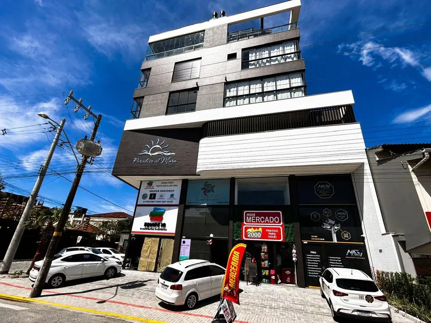 Foto 3 de Cobertura com 2 quartos à venda e para alugar em Bombinhas - SC