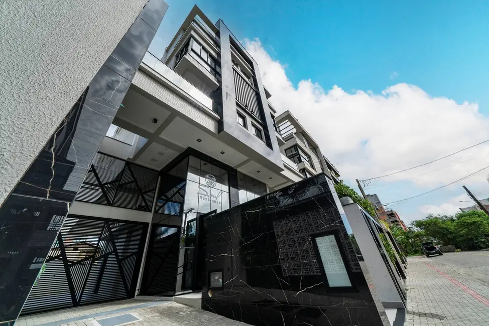 Foto 3 de Cobertura com 2 quartos à venda, 97m2 em Bombinhas - SC