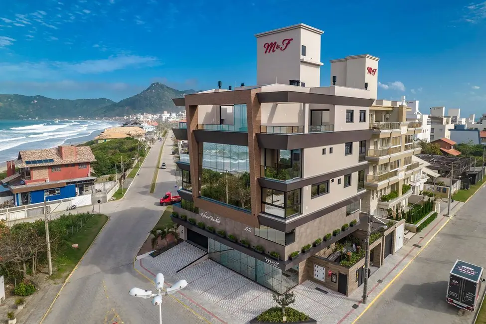 Foto 3 de Apartamento com 3 quartos à venda, 130m2 em Bombinhas - SC