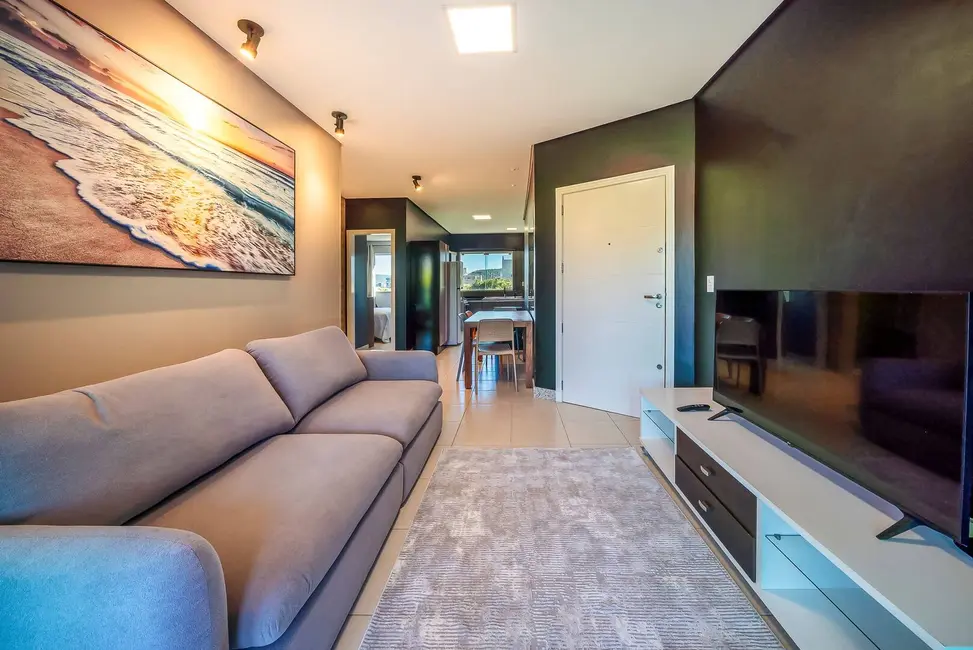 Foto 8 de Apartamento com 2 quartos à venda, 65m2 em Bombinhas - SC