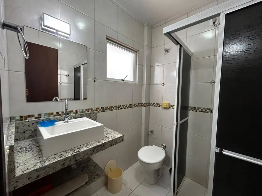 Foto 8 de Casa com 2 quartos à venda e para alugar em Bombinhas - SC