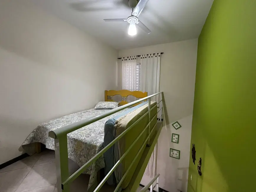 Foto 6 de Casa com 2 quartos à venda e para alugar em Bombinhas - SC