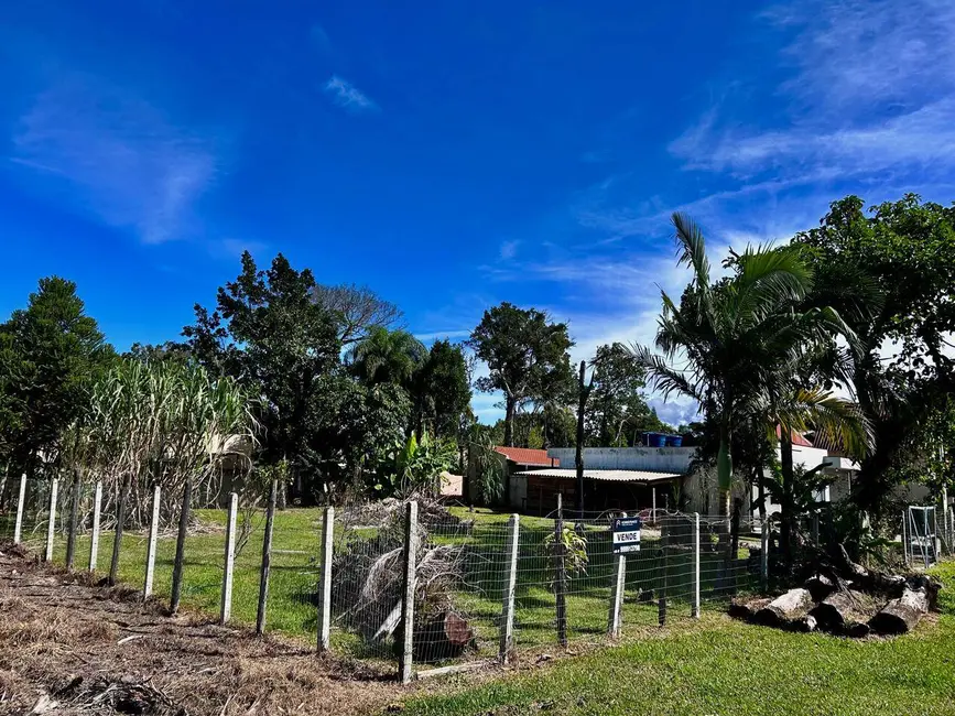 Foto 2 de Terreno / Lote à venda, 325m2 em Bombinhas - SC