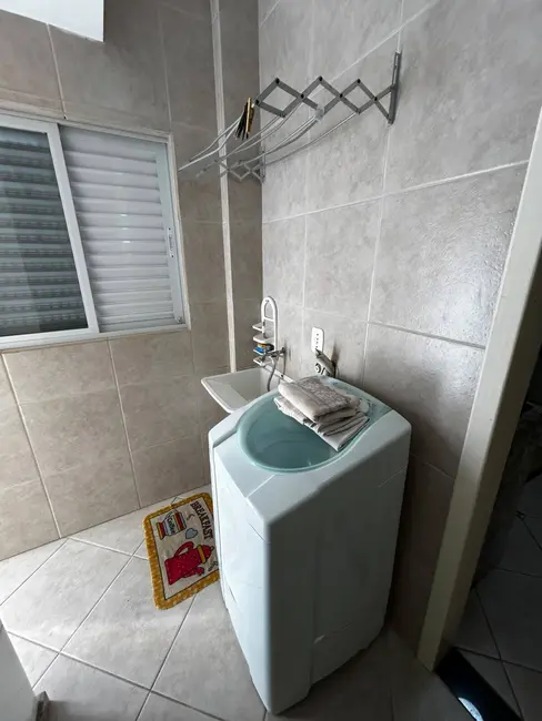 Foto 4 de Casa com 2 quartos para alugar em Bombinhas - SC