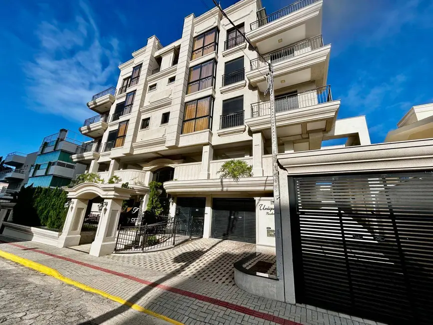 Foto 3 de Apartamento com 2 quartos para alugar em Bombinhas - SC