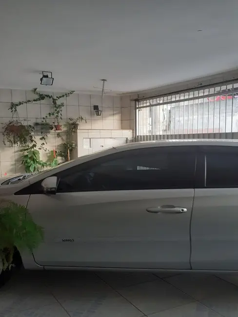 Casa com 2 quartos à venda, 80m2 em Burgo Paulista, São Paulo - SP - imagem 2 Foto 2 de Casa com 2 quartos à venda, 80m2 em Burgo Paulista, São Paulo - SP