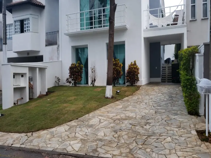 Foto 3 de Casa de Condomínio com 3 quartos à venda e para alugar, 180m2 em Parque Residencial Itapeti, Mogi Das Cruzes - SP