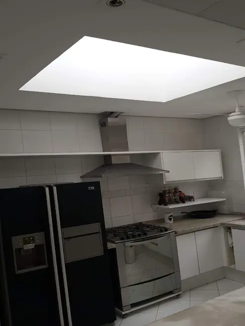 Foto 5 de Casa de Condomínio com 3 quartos à venda e para alugar, 180m2 em Parque Residencial Itapeti, Mogi Das Cruzes - SP