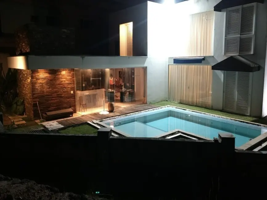 Foto 5 de Casa de Condomínio com 3 quartos à venda e para alugar, 270m2 em Parque Residencial Itapeti, Mogi Das Cruzes - SP