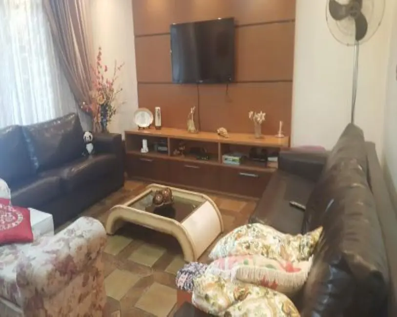 Casa com 3 quartos à venda, 275m2 em Vila Ré, São Paulo - SP - imagem 5 Foto 5 de Casa com 3 quartos à venda, 275m2 em Vila Ré, São Paulo - SP