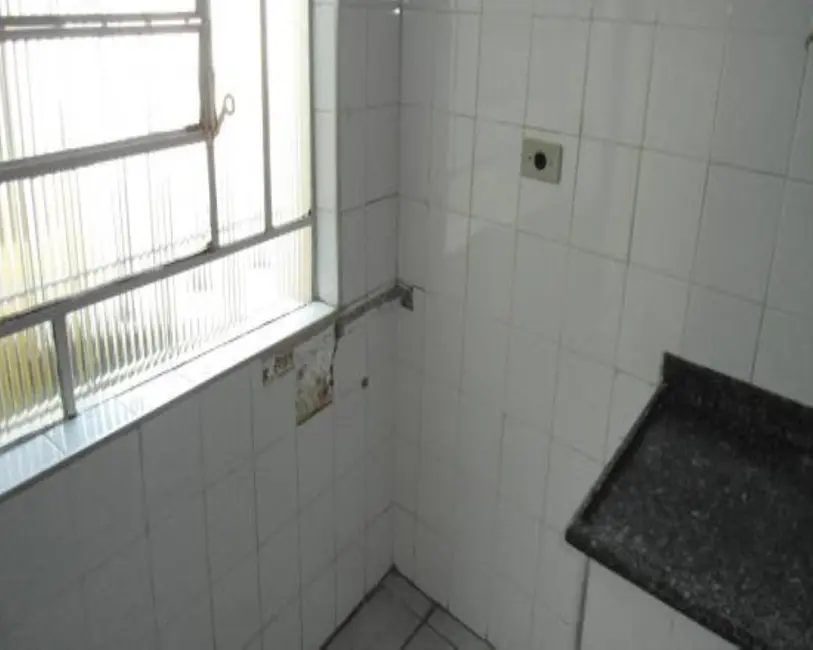 Foto 8 de Casa com 2 quartos à venda, 200m2 em Burgo Paulista, São Paulo - SP