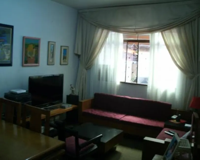 Foto 1 de Casa com 3 quartos à venda, 128m2 em Burgo Paulista, São Paulo - SP