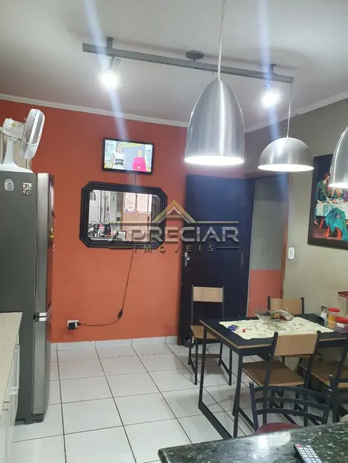 Foto 9 de Casa com 3 quartos à venda, 171m2 em Vila Carmosina, São Paulo - SP