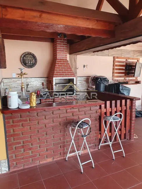 Foto 2 de Casa com 3 quartos à venda, 171m2 em Vila Carmosina, São Paulo - SP