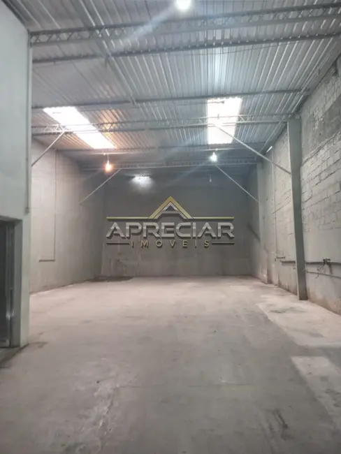 Armazém / Galpão para alugar, 300m2 em Jardim São Sebastião, São Paulo - SP - imagem 2 Foto 2 de Armazém / Galpão para alugar, 300m2 em Jardim São Sebastião, São Paulo - SP