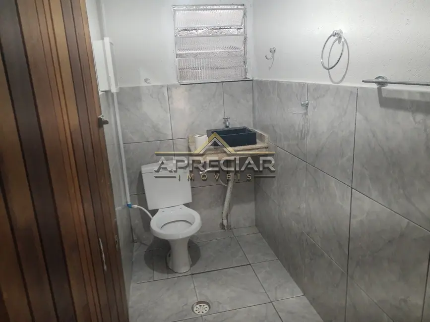 Foto 9 de Casa com 2 quartos para alugar, 80m2 em Burgo Paulista, São Paulo - SP