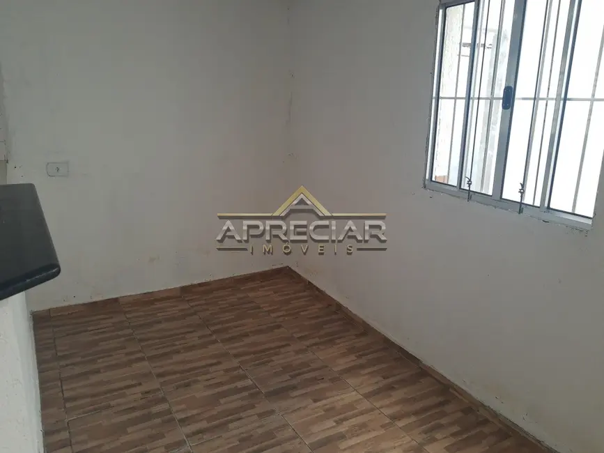 Foto 4 de Casa com 2 quartos para alugar, 80m2 em Burgo Paulista, São Paulo - SP